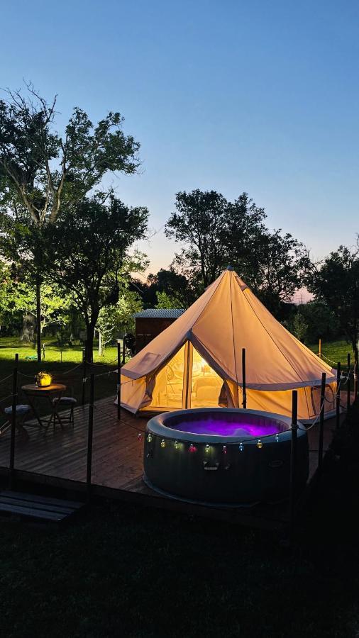 Green Garden Glamping Retezat Balan  Exterior foto