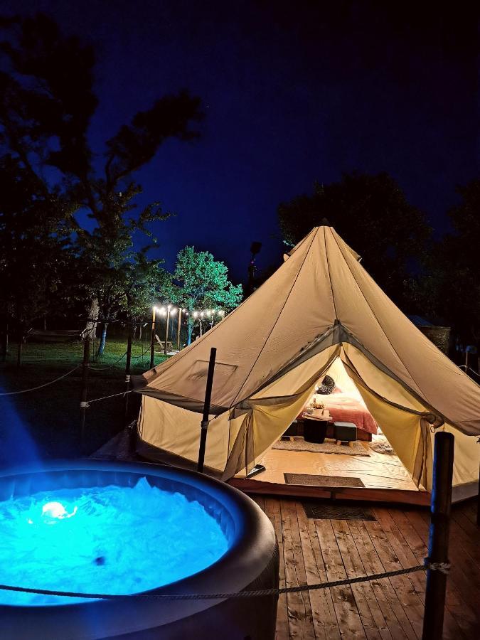 Green Garden Glamping Retezat Balan  Exterior foto