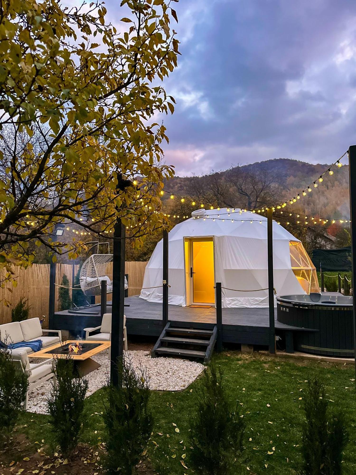 Green Garden Glamping Retezat Balan  Exterior foto